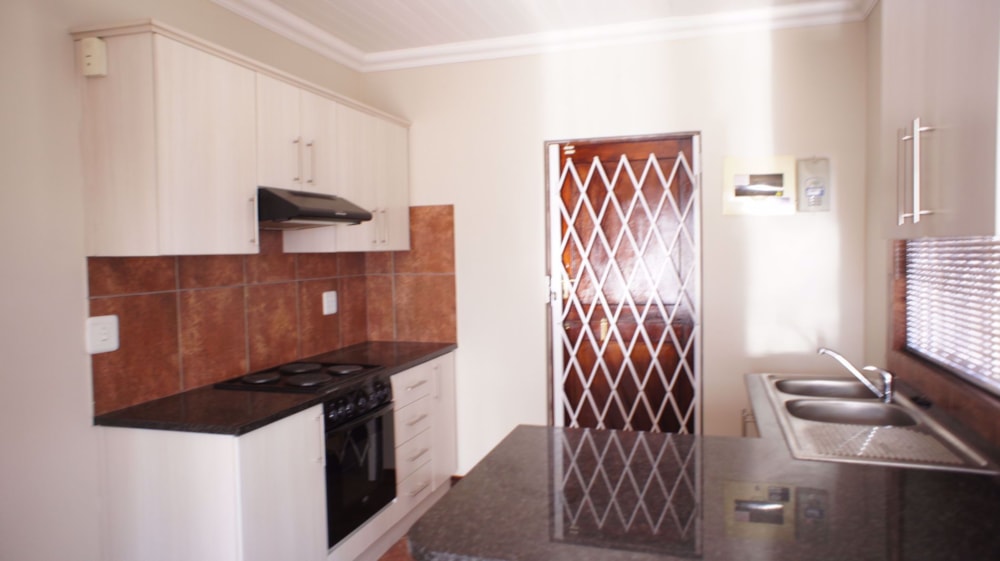 House let in Hagley, Kuils River - 1KV1709477 House let in Hagley, Kuils River - 1KV1709477