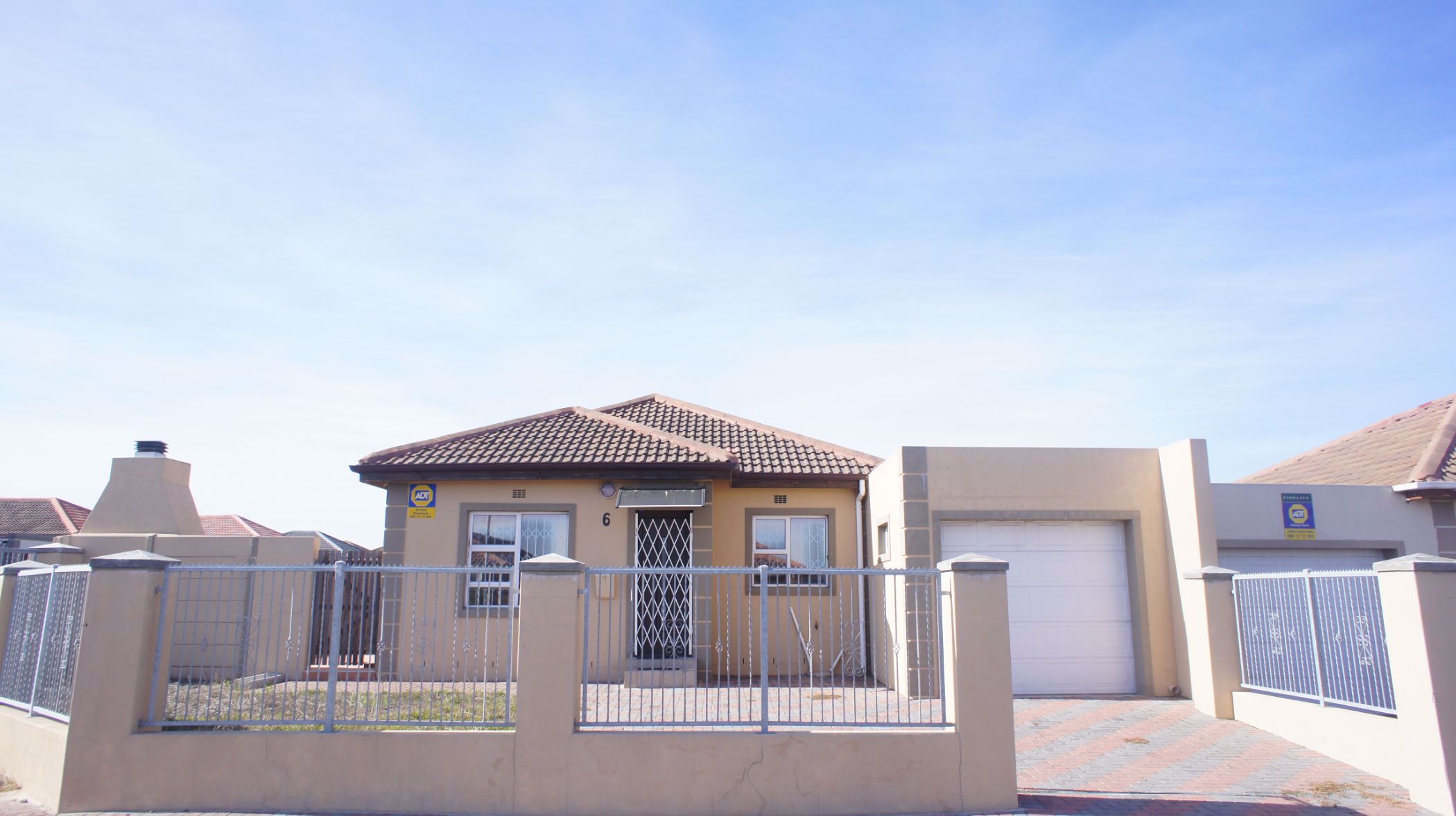 House let in Hagley, Kuils River - 1KV1709477