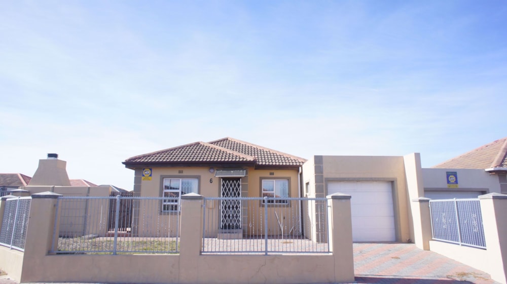 House let in Hagley, Kuils River - 1KV1709477 House let in Hagley, Kuils River - 1KV1709477