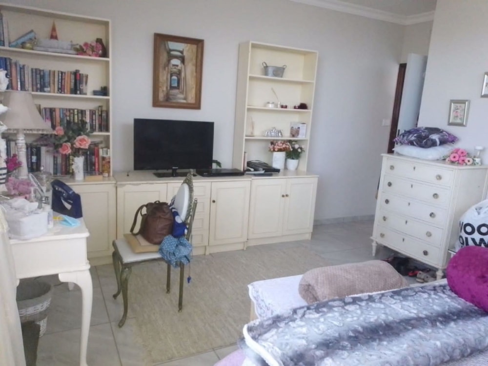 Apartment for sale in Scottburgh - 1si1571015