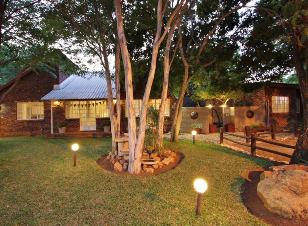 House for sale in Hoedspruit - 1HS1684556 House for sale in Hoedspruit - 1HS1684556