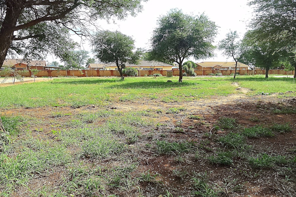 Vacant land for sale in Ellisras (Lephalale) - 1ER1571255 Vacant land for sale in Ellisras (Lephalale) - 1ER1571255