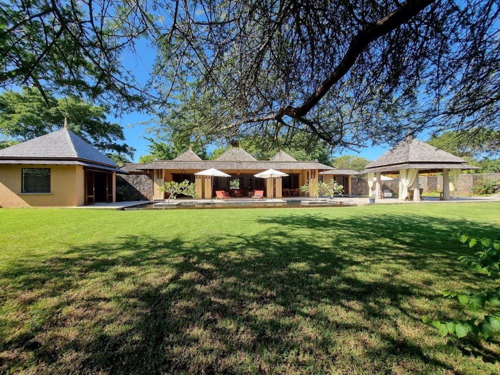 Golf estate house for sale in Tamarina Golf and Beach Estate , Mauritius - MUR1572207