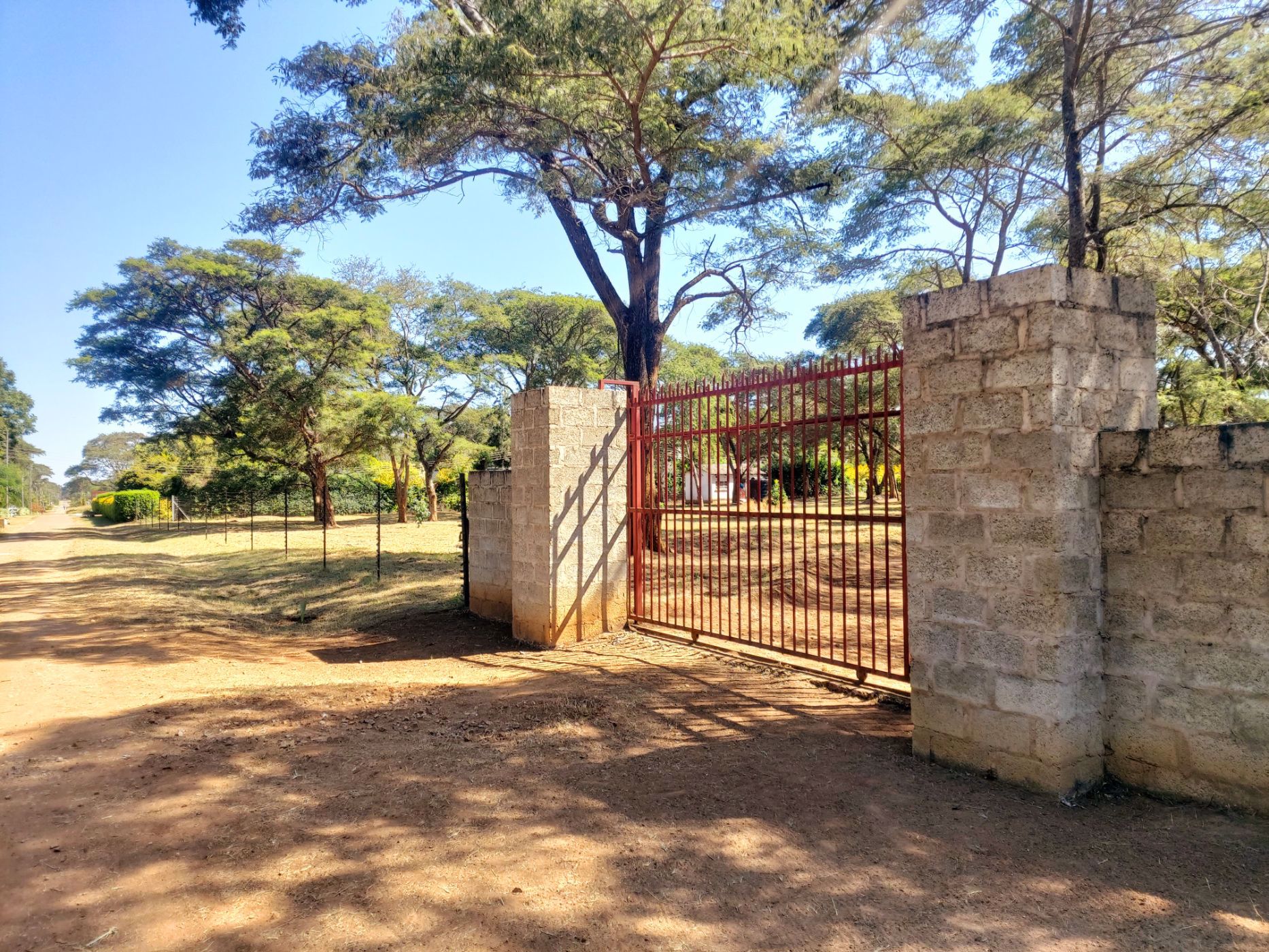 Vacant land for sale in Lilayi, Zambia - 3ZA1572204