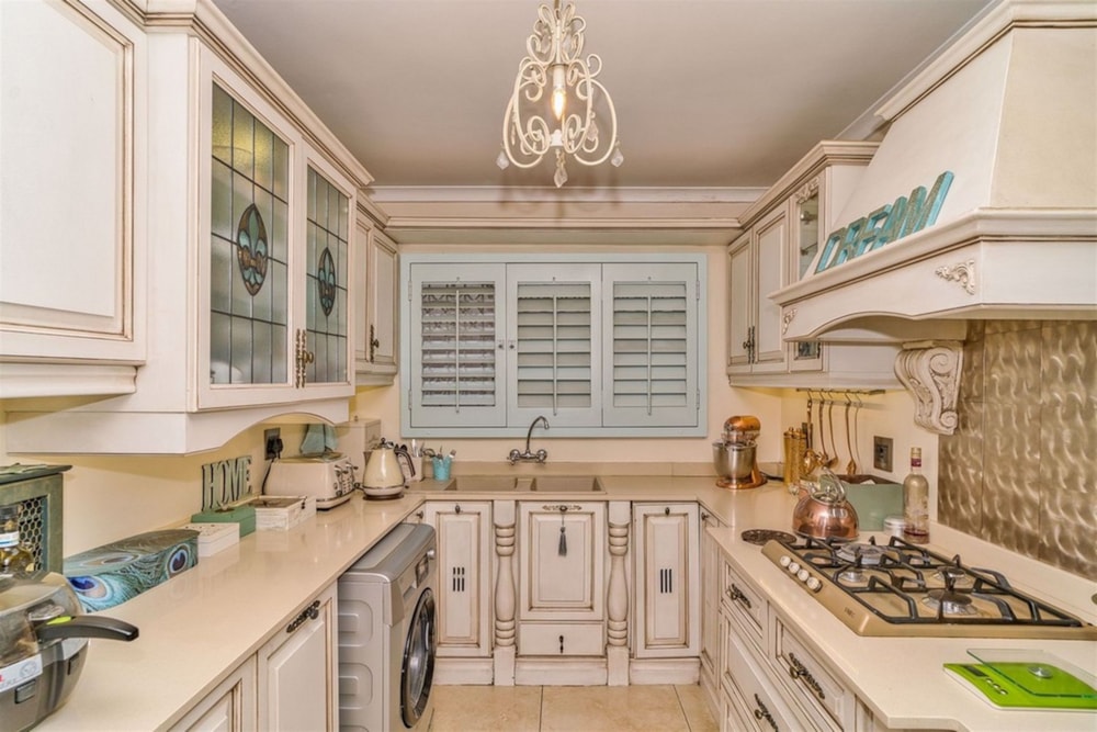 Townhouse for sale in Sherwood, Westville - 1WP1722970 Townhouse for sale in Sherwood, Westville - 1WP1722970