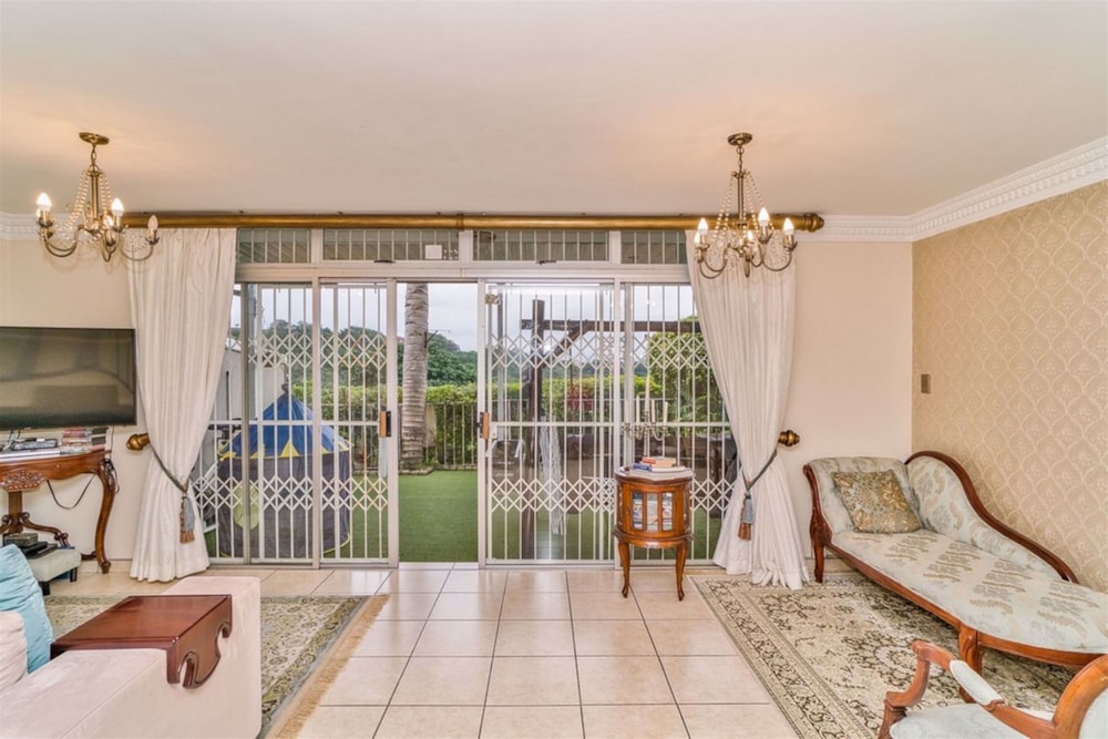 Townhouse for sale in Sherwood, Westville - 1WP1722970 Townhouse for sale in Sherwood, Westville - 1WP1722970