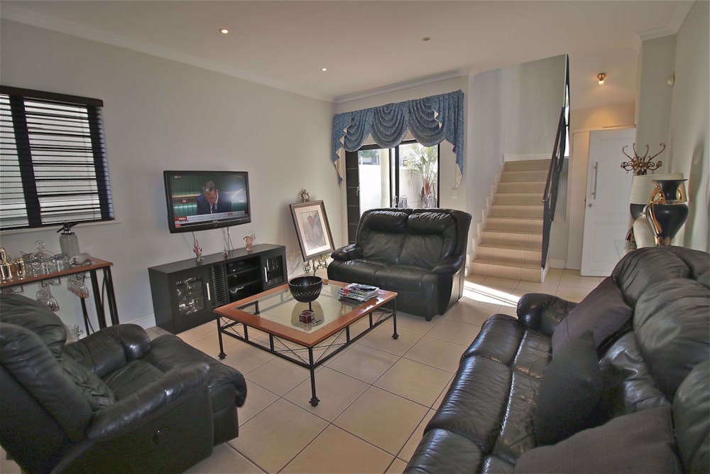 House to rent in Plattekloof - 1PLA1743102 House to rent in Plattekloof - 1PLA1743102