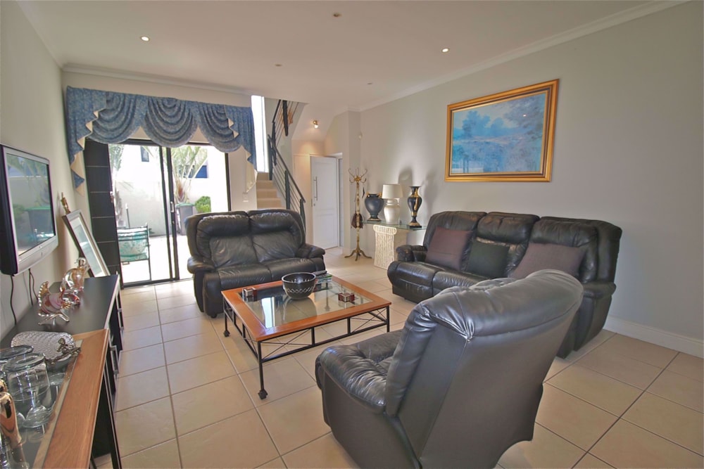 House to rent in Plattekloof - 1PLA1743102 House to rent in Plattekloof - 1PLA1743102