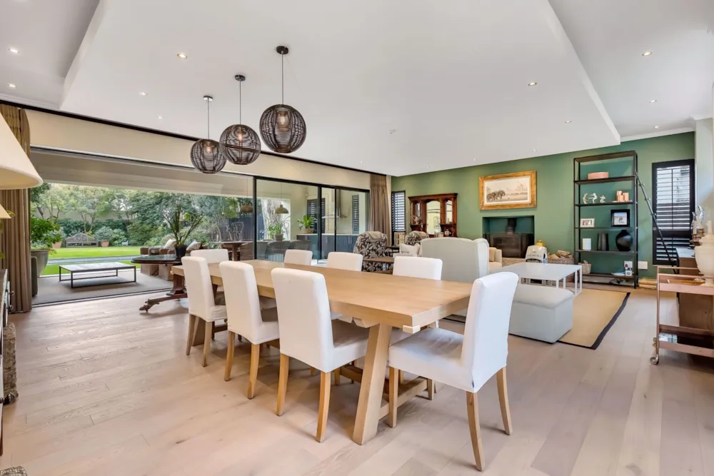 Double-storey house sold in Melrose - HP1729673 Double-storey house sold in Melrose - HP1729673