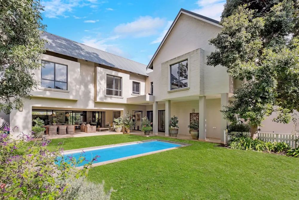 Double-storey house sold in Melrose - HP1729673 Double-storey house sold in Melrose - HP1729673