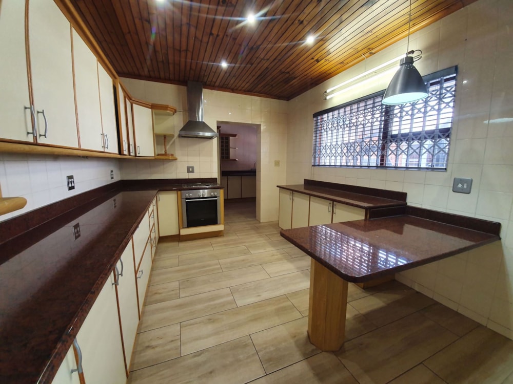 House to rent in Beacon Bay - 1ET1571654