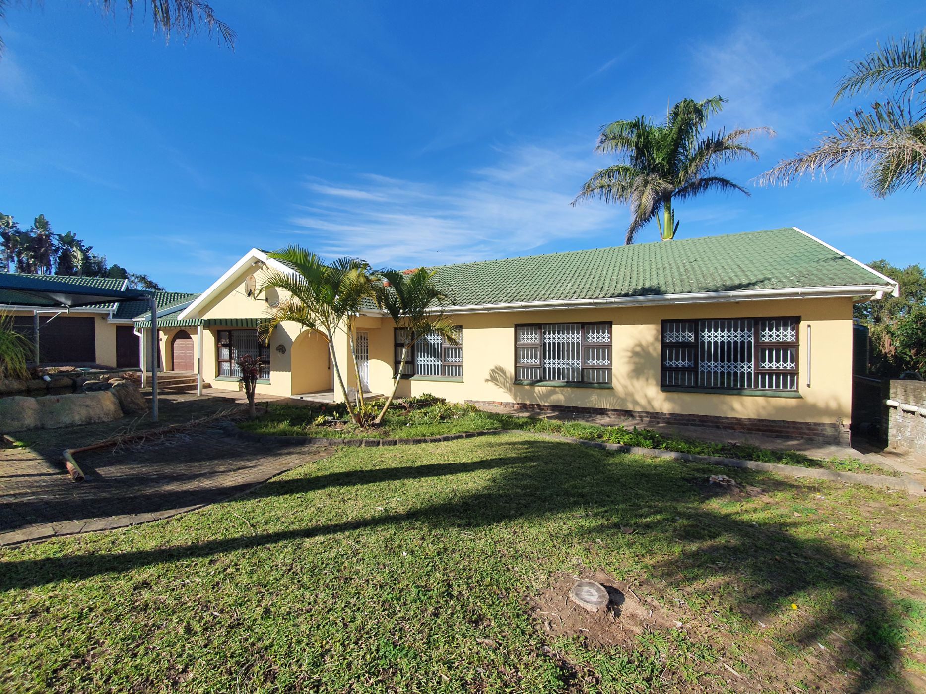 House to rent in Beacon Bay - 1ET1571654