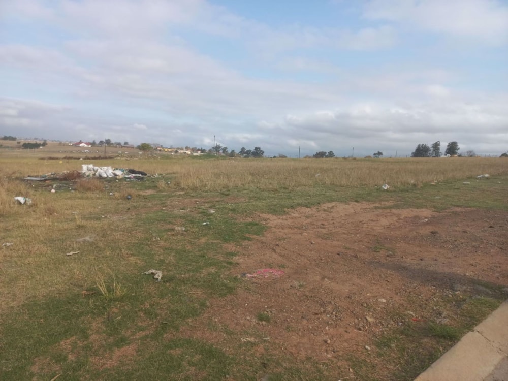 Vacant land for sale in Mthatha - 1MH1571634 Vacant land for sale in Mthatha - 1MH1571634
