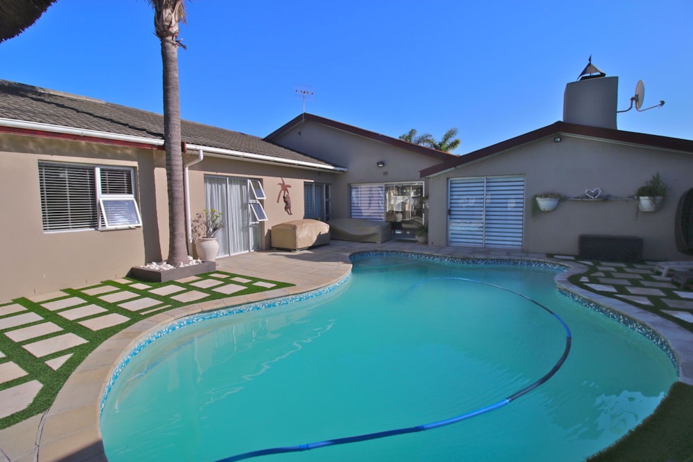 House let in Bothasig - 1PLA1707904 House let in Bothasig - 1PLA1707904