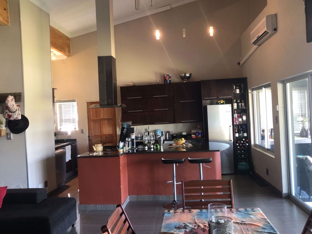 House for sale in Summer Place Estate - PRN1569223