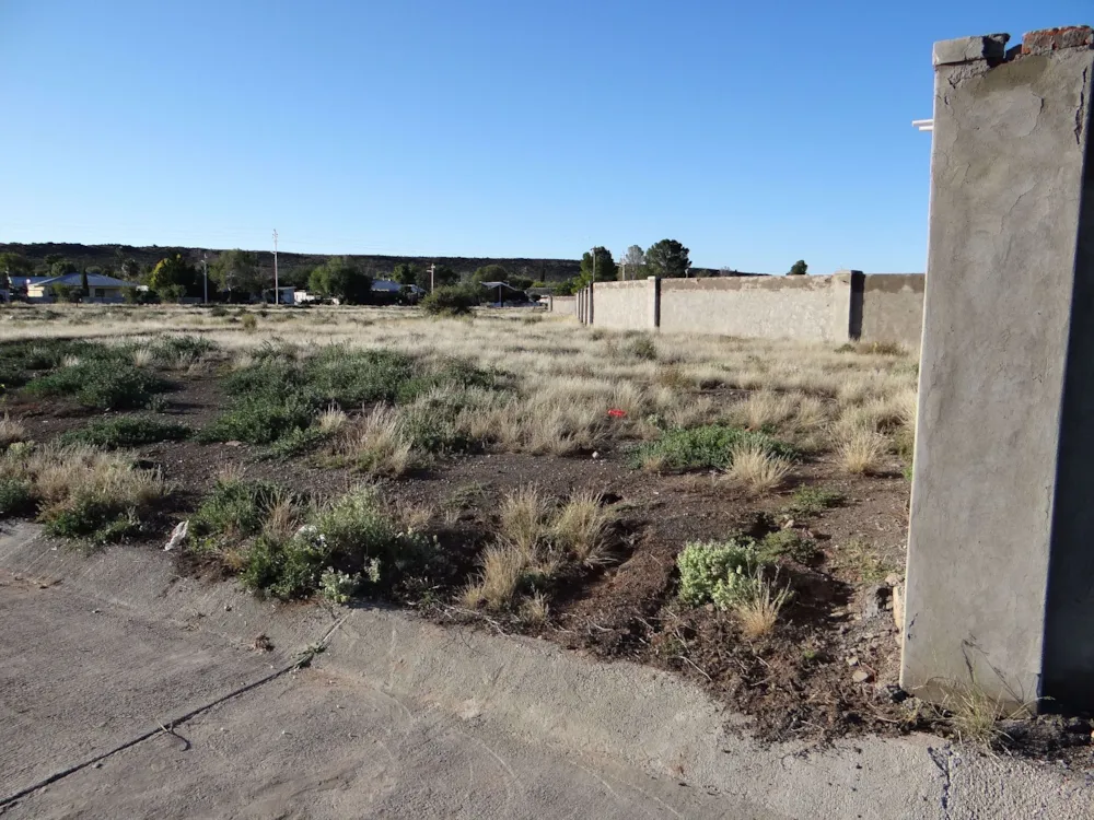 Commercial vacant land for sale in Hospital Hill, Beaufort West - 1KK1424918 Commercial vacant land for sale in Hospital Hill, Beaufort West - 1KK1424918