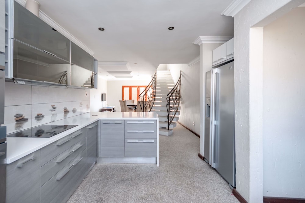 House for sale in Pomona - KTP1652103