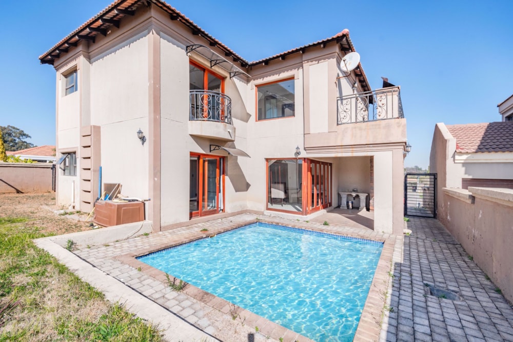 House for sale in Pomona - KTP1652103