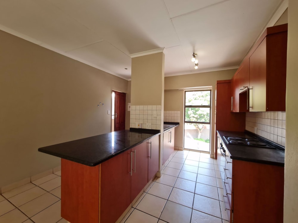 Townhouse for sale in Bendor Park - 1PS1635329