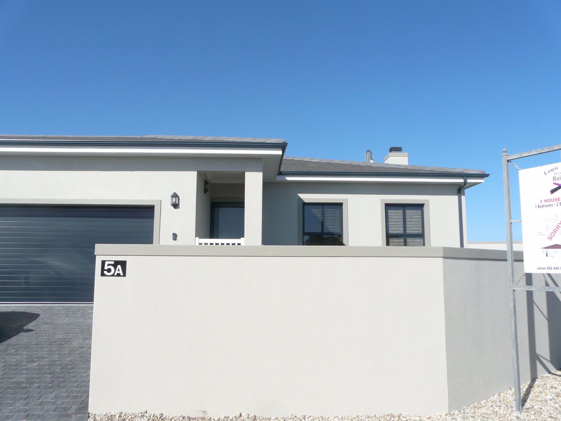Semi-detached house to rent in Yzerfontein - LBL1747036