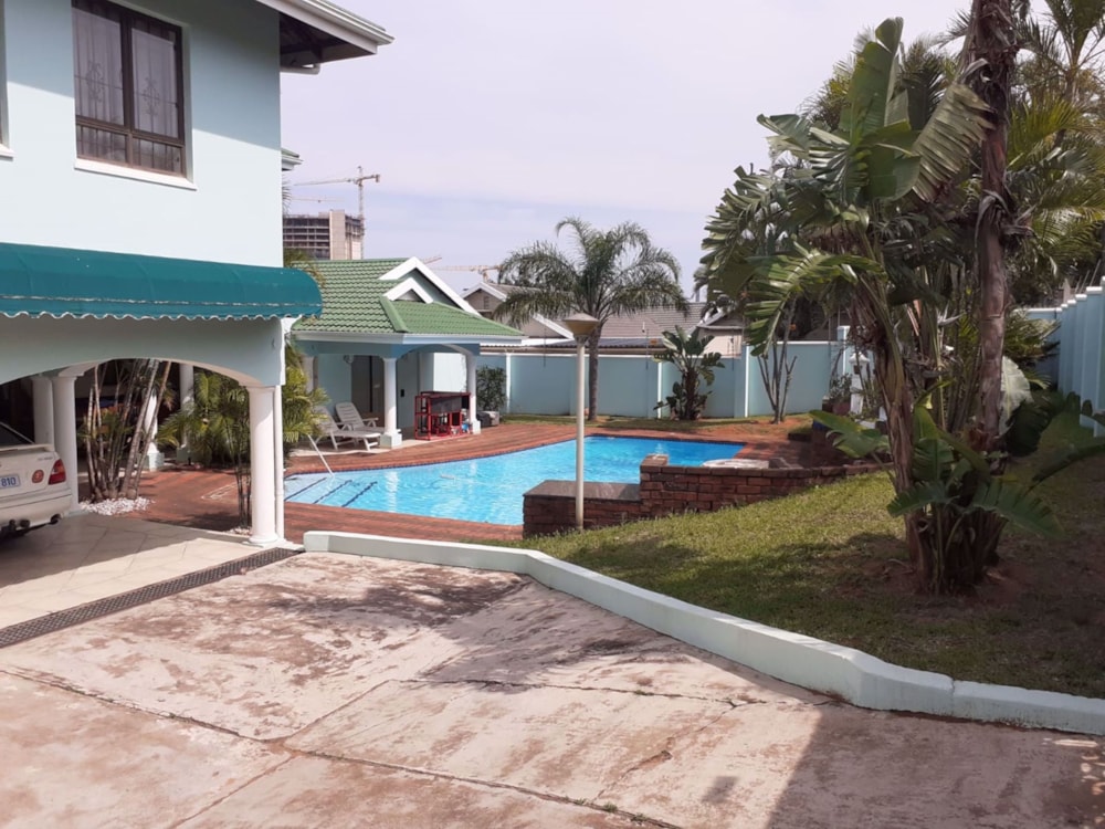 House for sale in uMhlanga Rocks - 1ND1714016 House for sale in uMhlanga Rocks - 1ND1714016