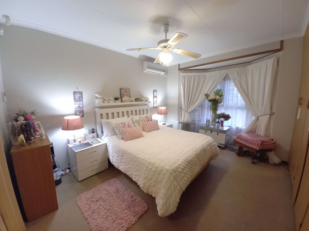 House let in Generaal de Wet - 1BX1708145 House let in Generaal de Wet - 1BX1708145