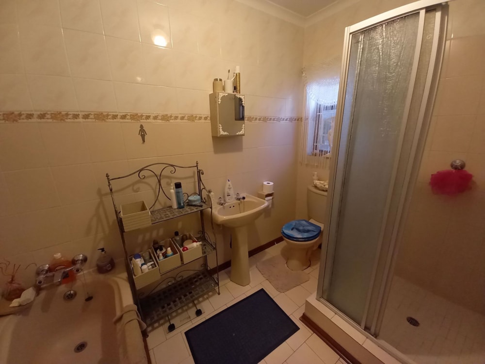 House let in Generaal de Wet - 1BX1708145 House let in Generaal de Wet - 1BX1708145