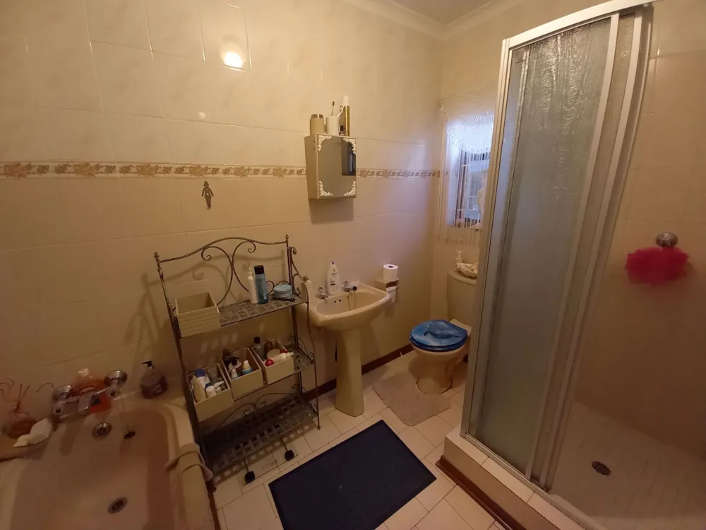 House let in Generaal de Wet - 1BX1743503 House let in Generaal de Wet - 1BX1743503