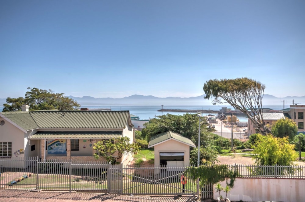 Apartment for sale in Mossel Bay Central - 1MB1749323 Apartment for sale in Mossel Bay Central - 1MB1749323