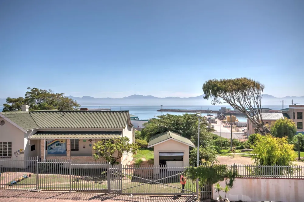 Apartment for sale in Mossel Bay Central - 1MB1749323 Apartment for sale in Mossel Bay Central - 1MB1749323