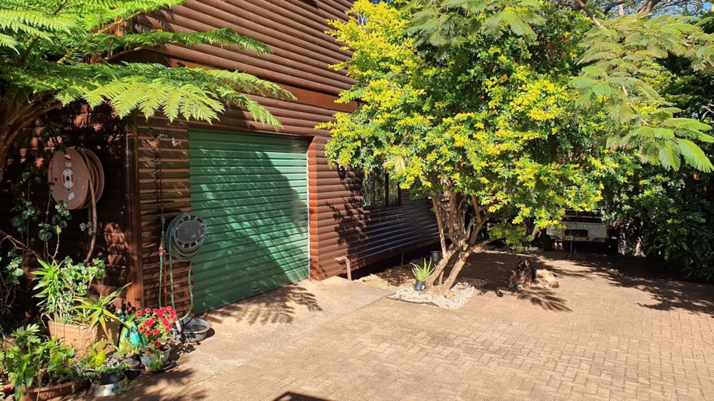 Double-storey house for sale in Marina Beach - 1PD1572435