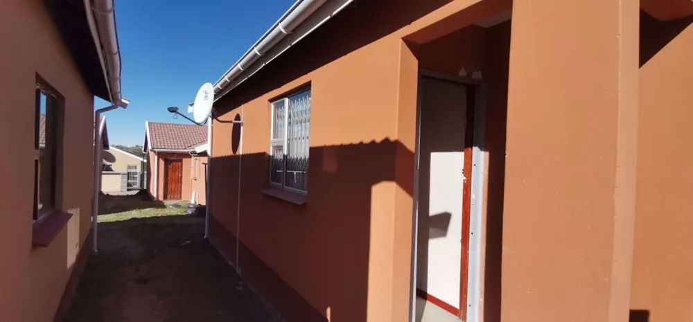 House for sale in King Williams Town (Qonce) - 1MH1572517