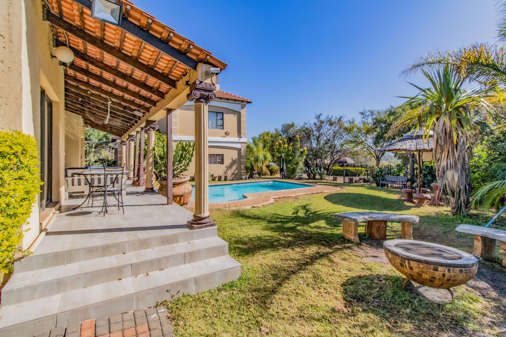 Game farm for sale in Hartbeespoort - 1HR1572696