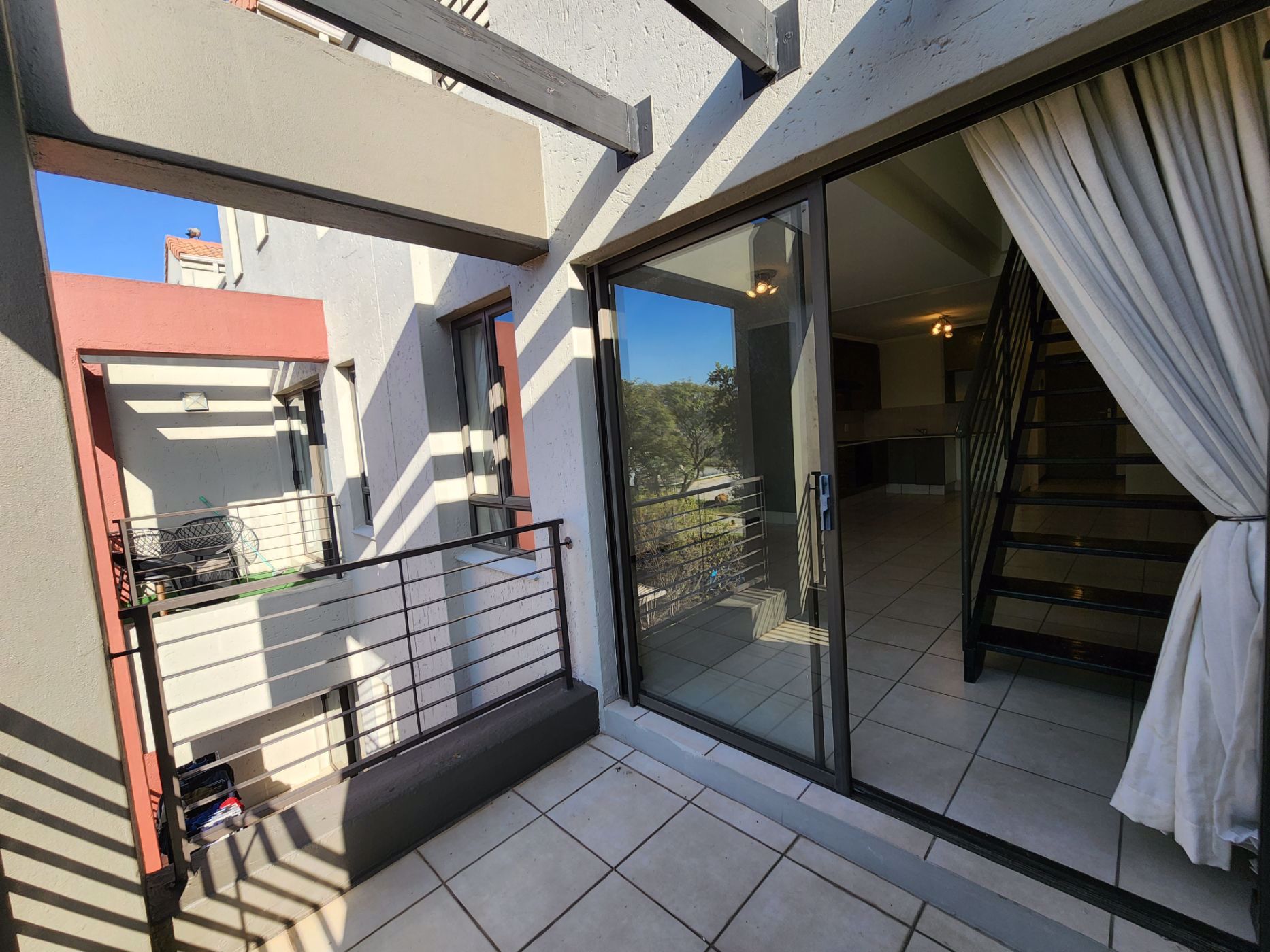 Apartment let in Lonehill - FYL1712812