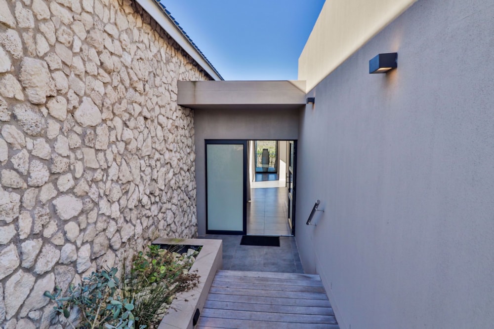 House for sale in Shark Bay - LA1572877