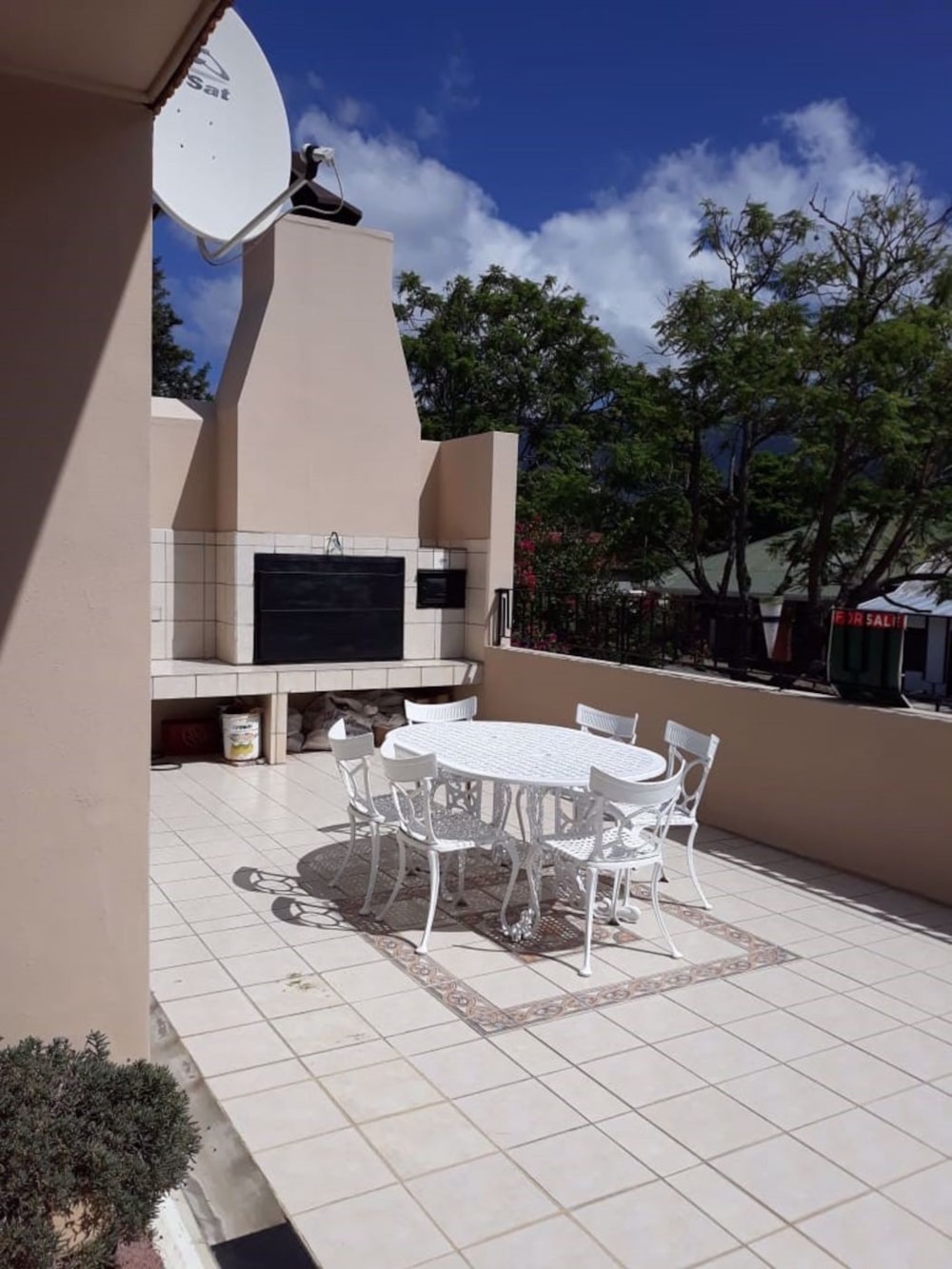 House for sale in Somerset East - 1KK1572992