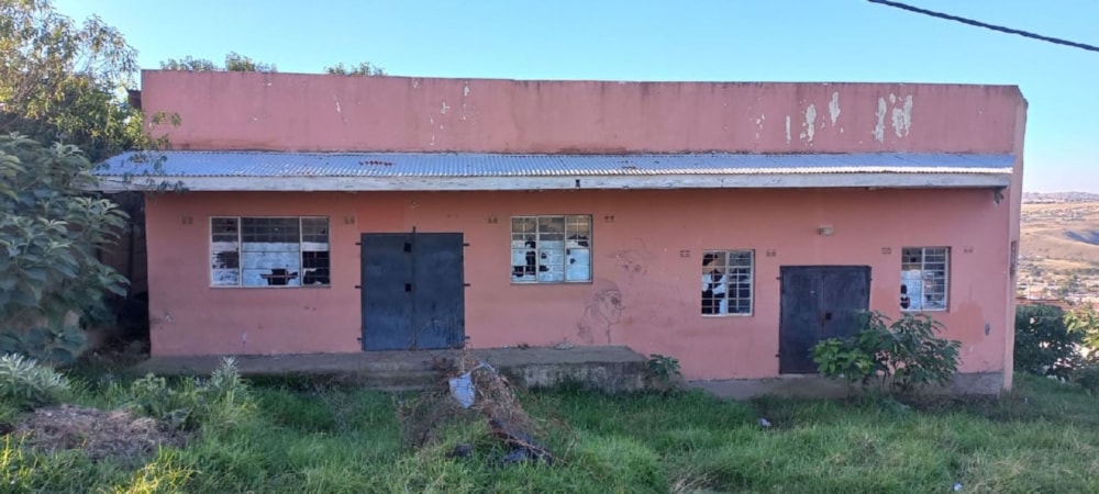 Commercial business for sale in Ikwezi - 1MH1573082