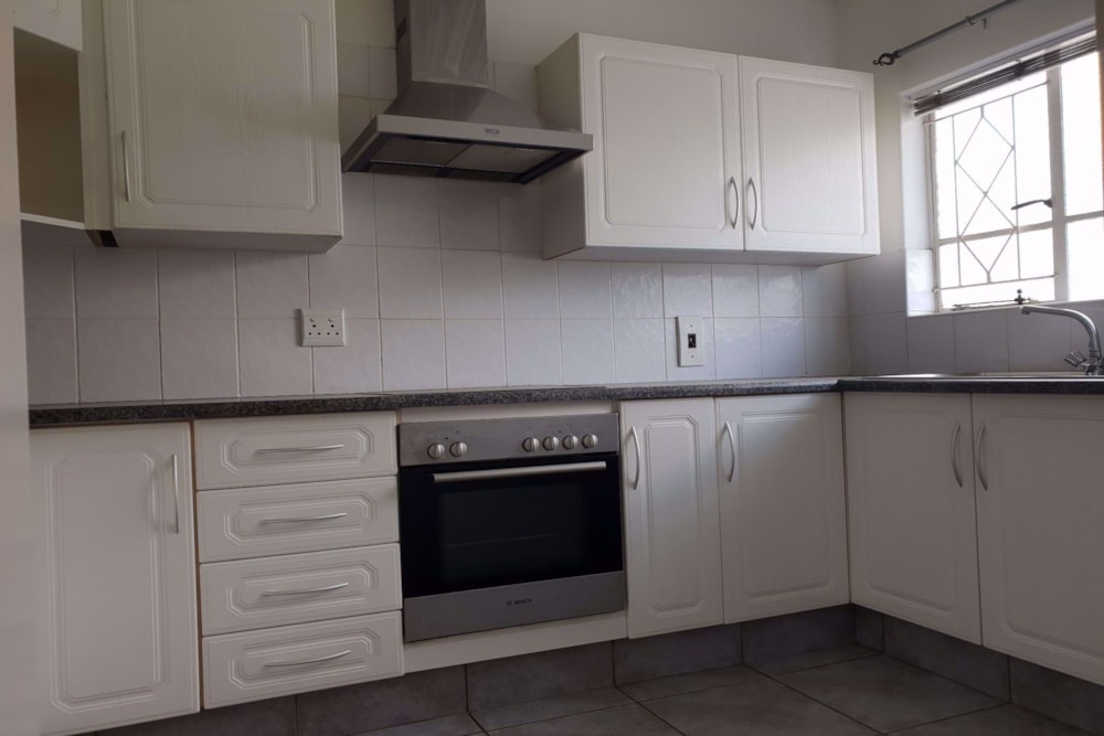 Apartment for sale in Northcliff, Johannesburg - RAN1727244