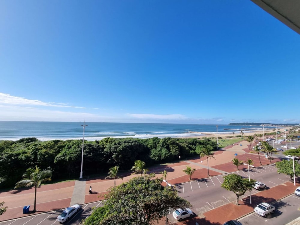 Apartment for sale in North Beach Durban - 1DA1573429 Apartment for sale in North Beach Durban - 1DA1573429