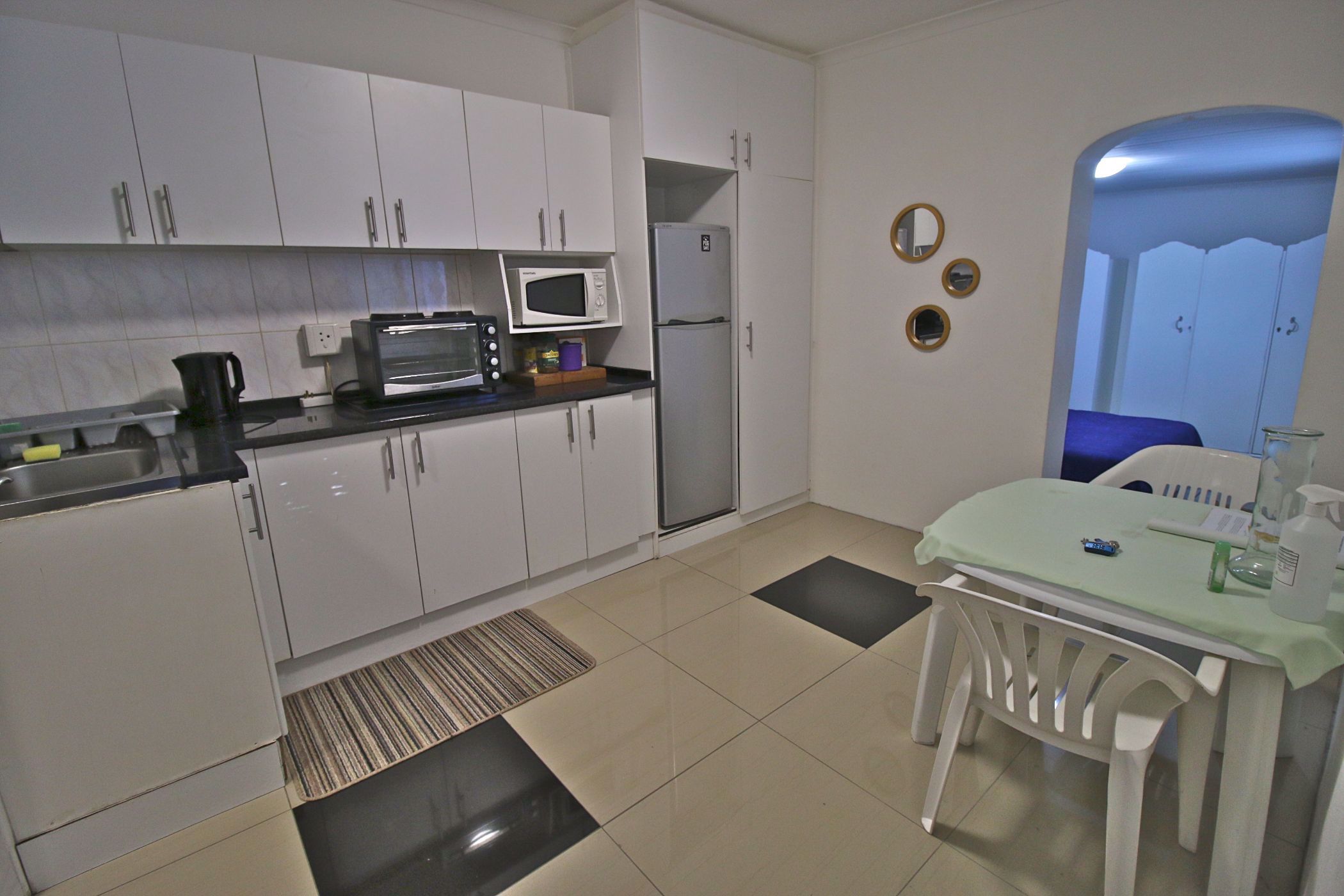Bachelor apartment to rent in Plattekloof - 1PLA1723588