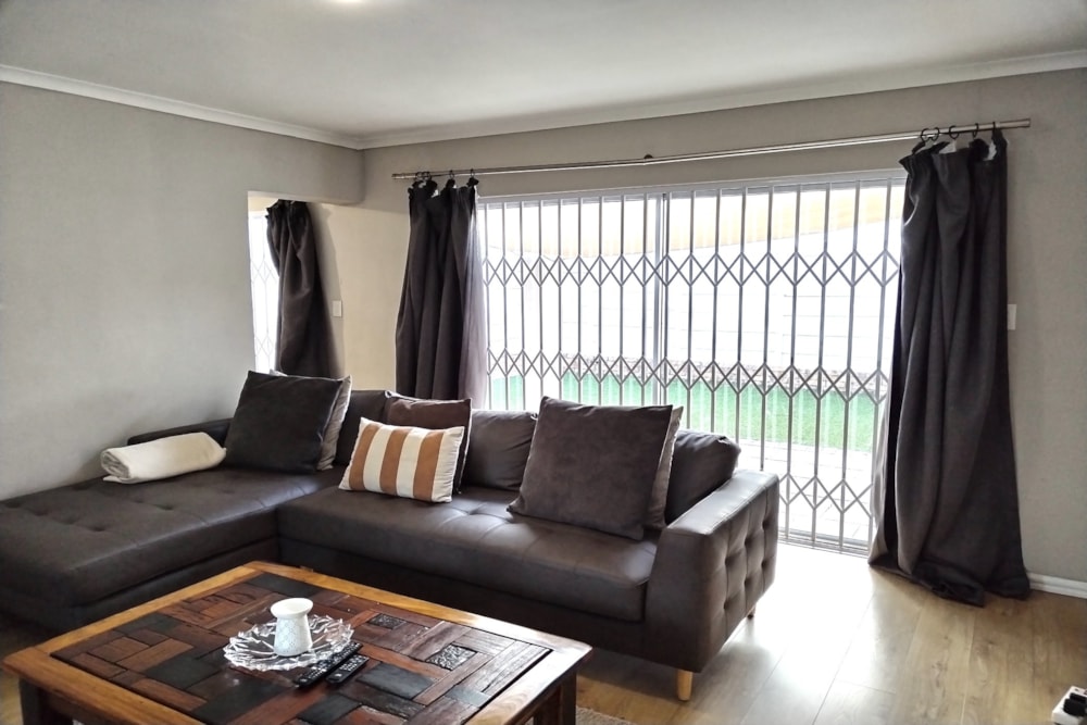 House let in Blouberg Sands - 1TV1676720 House let in Blouberg Sands - 1TV1676720