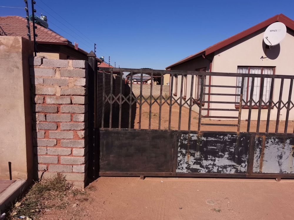 House for sale in Soshanguve East - PTM1574605 House for sale in Soshanguve East - PTM1574605