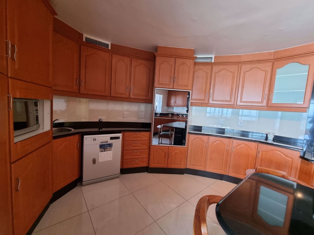 Apartment for sale in North Beach Durban - 1DA1573449 Apartment for sale in North Beach Durban - 1DA1573449