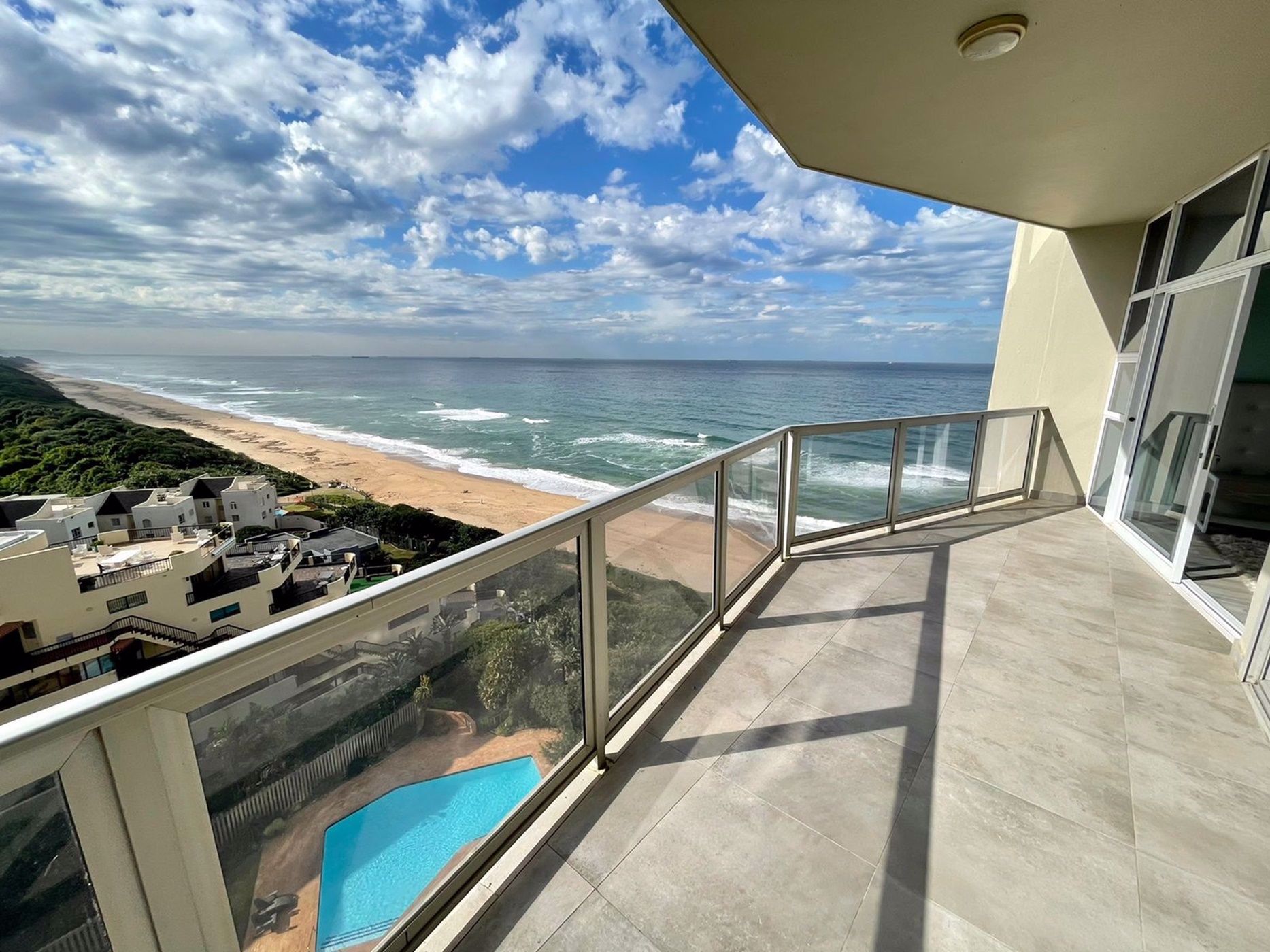 Apartment for sale in uMhlanga Rocks - 1ND1575162