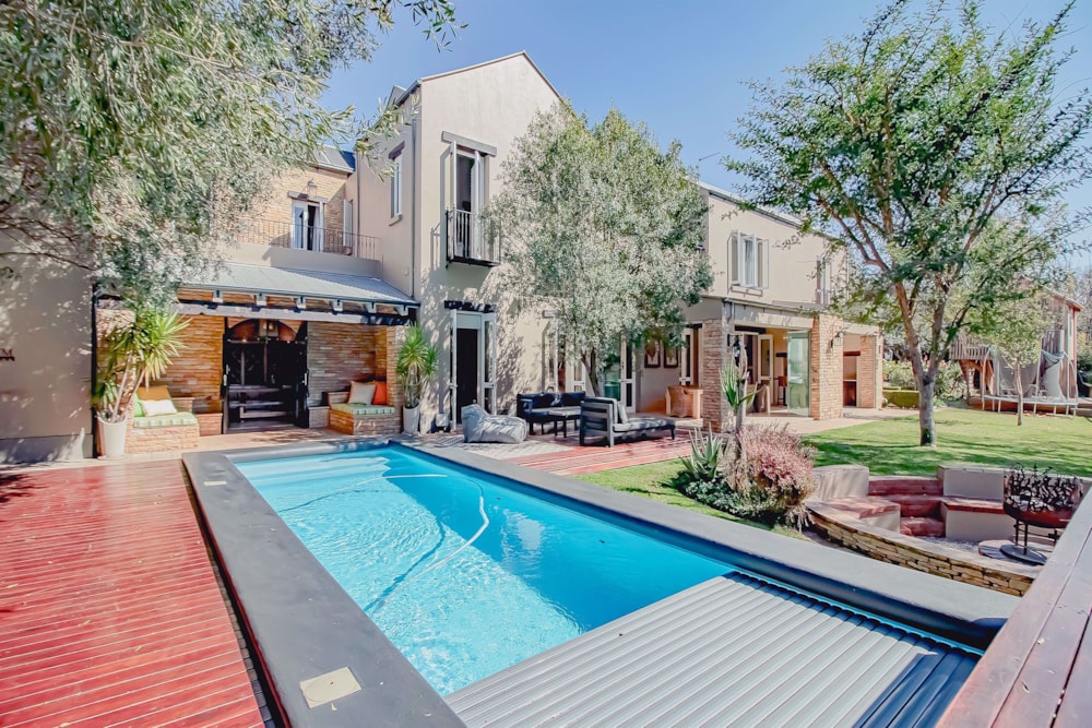 House sold in Southdowns Estate - CN1634200