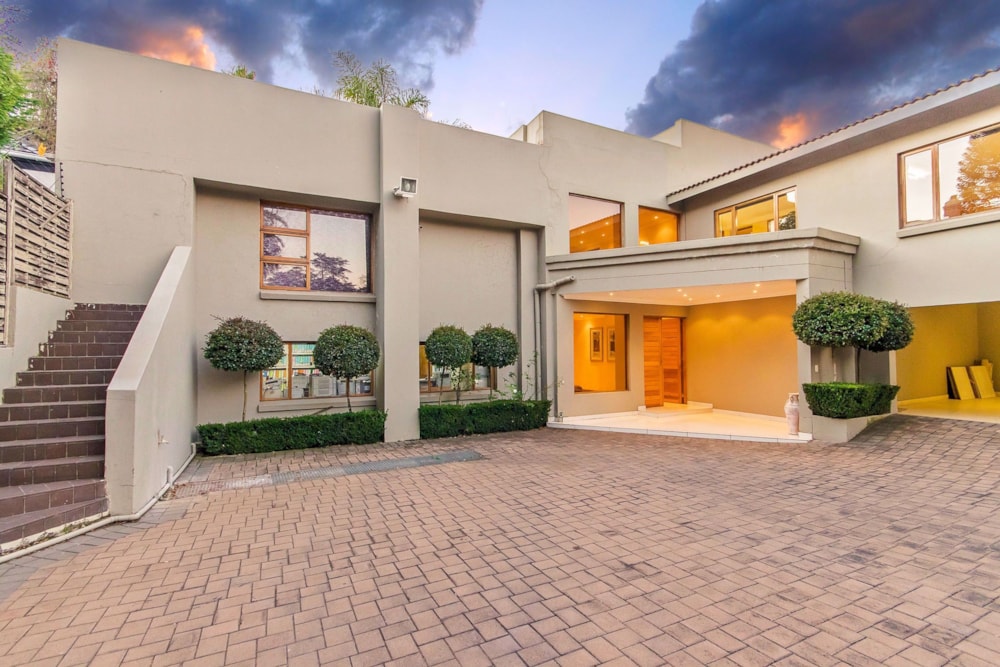 House for sale in Oaklands, Johannesburg - HP1716214