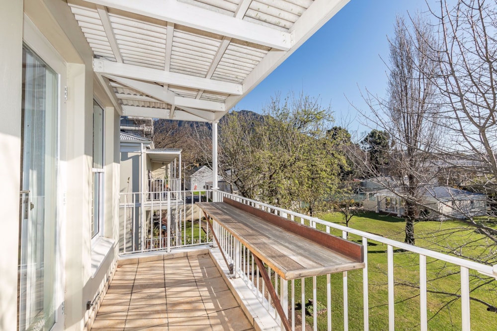 Apartment sold in Rondebosch - KW1713419 Apartment sold in Rondebosch - KW1713419