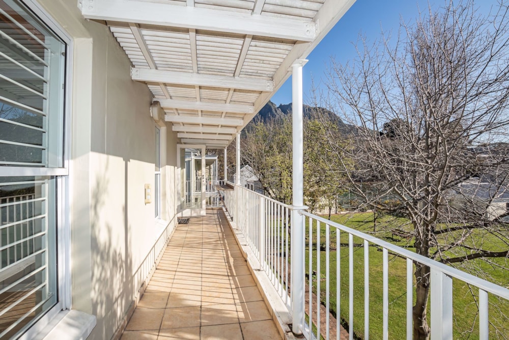 Apartment sold in Rondebosch - KW1713419 Apartment sold in Rondebosch - KW1713419