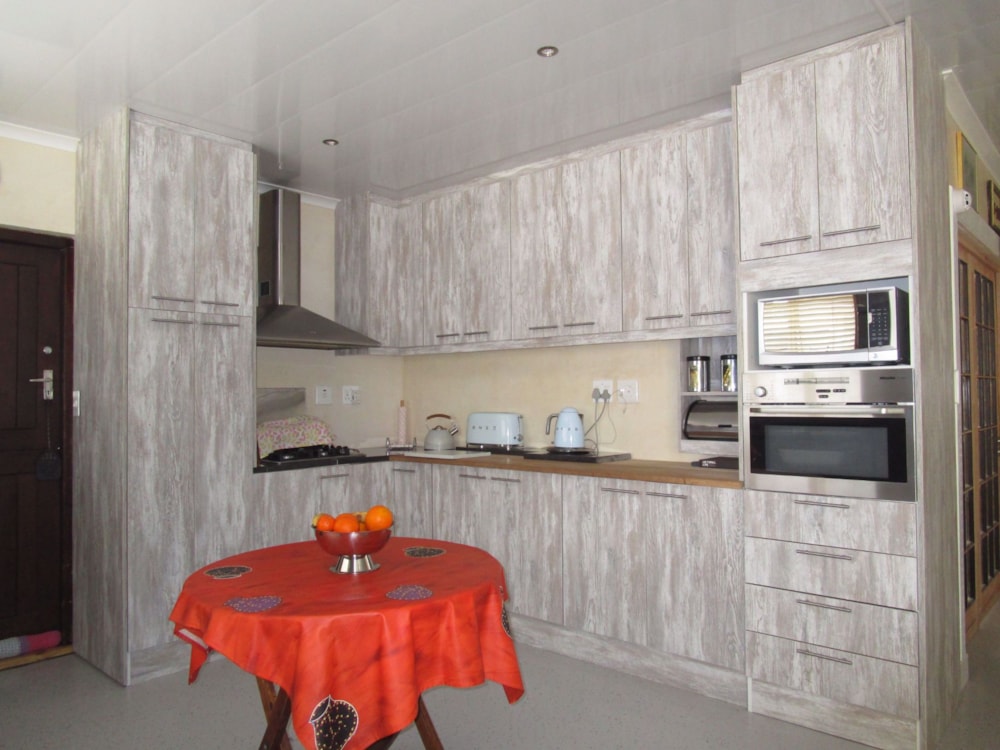 House for sale in Bayview, Strandfontein - 1MN1697417 House for sale in Bayview, Strandfontein - 1MN1697417