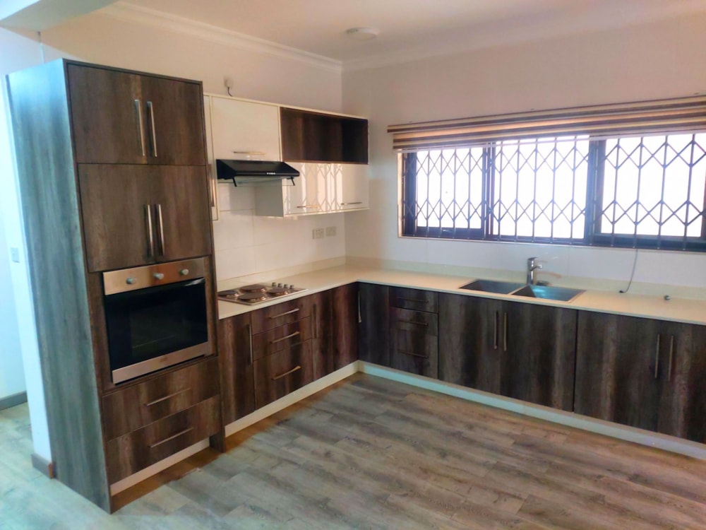 Double-storey apartment to rent in Sunningdale, Zambia - 3ZA1710610 Double-storey apartment to rent in Sunningdale, Zambia - 3ZA1710610